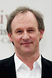 How tall is Peter Davison?